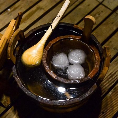 ホテル Глемпінг Едельвейс オリアウチック エクステリア 写真